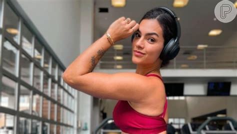 Mulher Maromba: A Rotina de Treino e Dedicação 